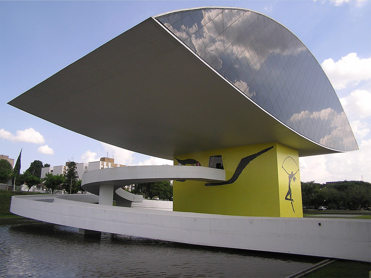 Brezilya Curitiba Müzesi, Oscar Niemeyer