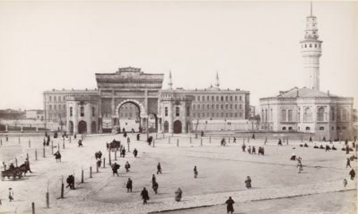 Beyazıt Meydanı, Guillaume Berggren, 1880